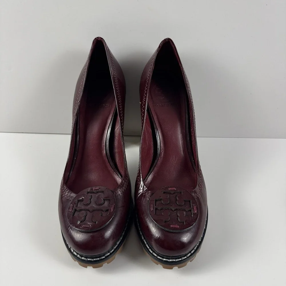 Tory Burch Leanne Burgundy Leather Lug Sole Block Heel Pump Size 7.5